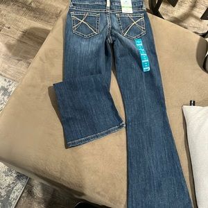 New Ariat girls flare jeans, size 16,stretch fit